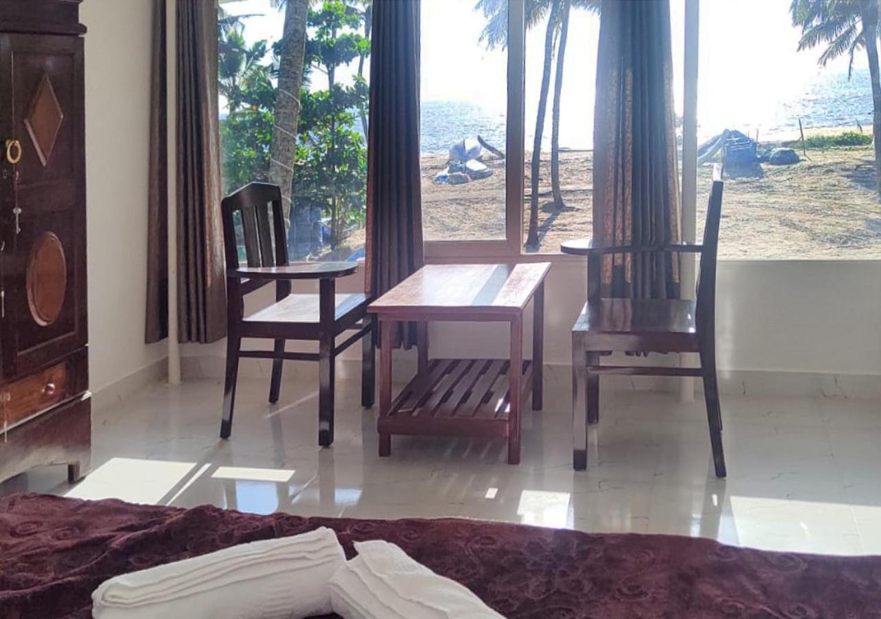 Marari Blue Whale Beach House Alappuzha Exterior photo