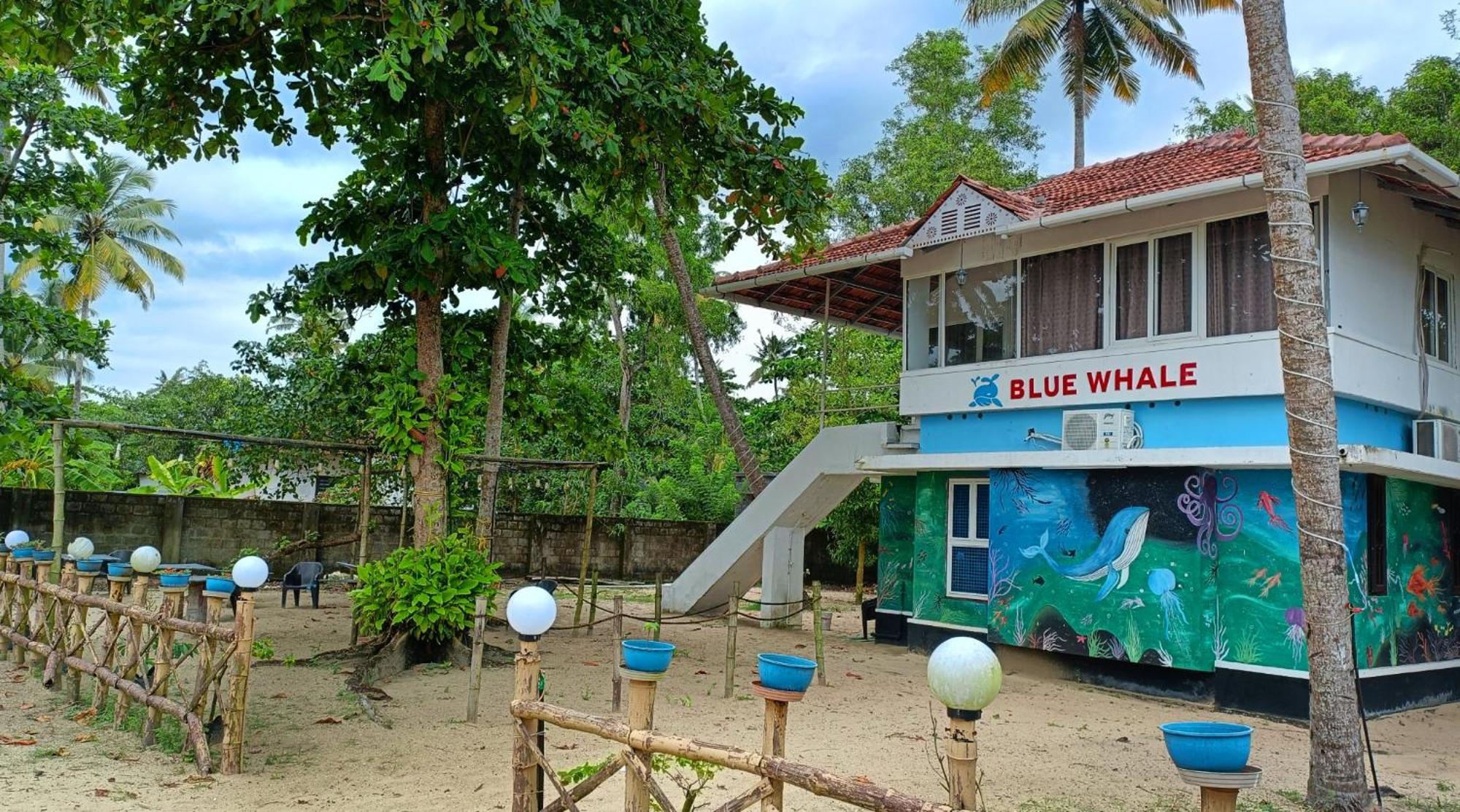 Marari Blue Whale Beach House Alappuzha Exterior photo