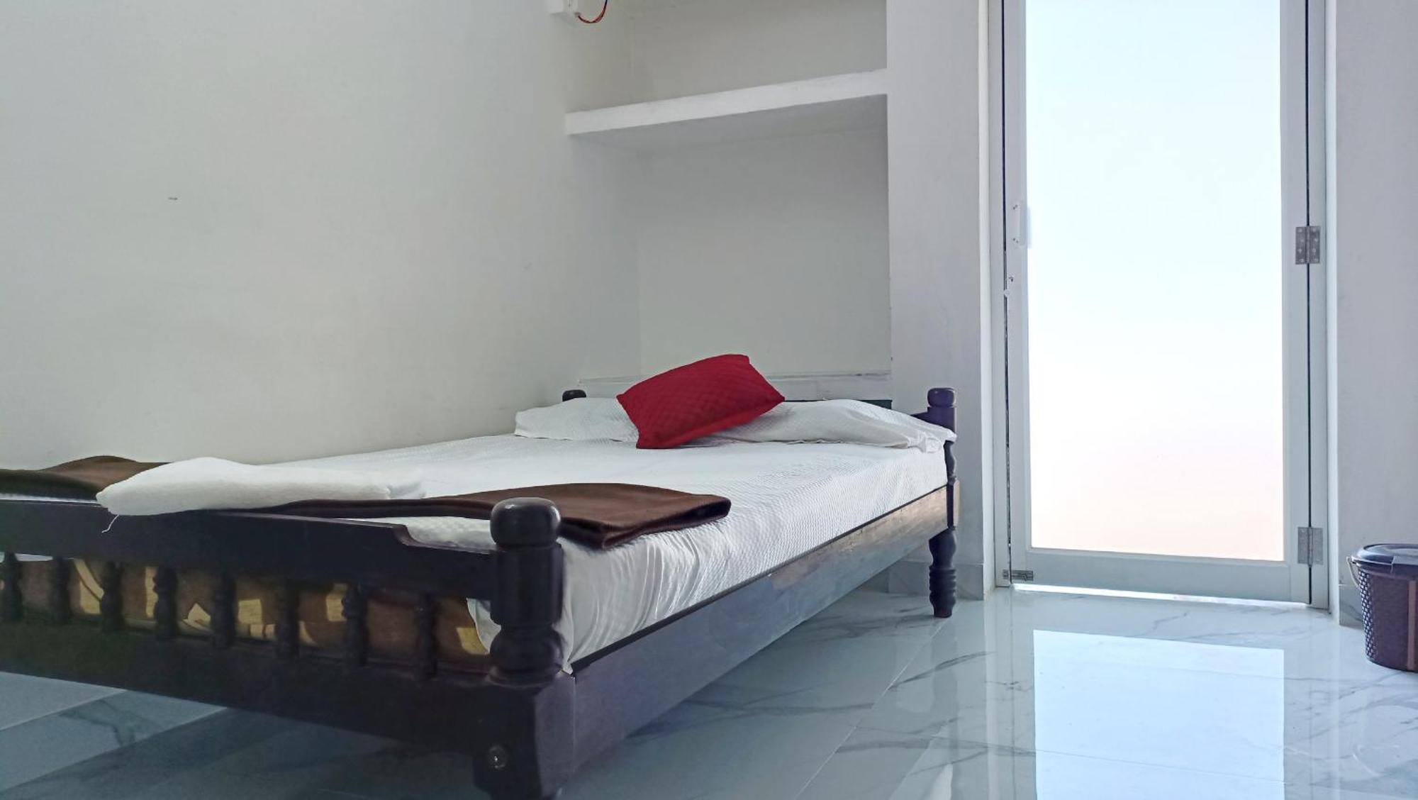 Marari Blue Whale Beach House Alappuzha Exterior photo